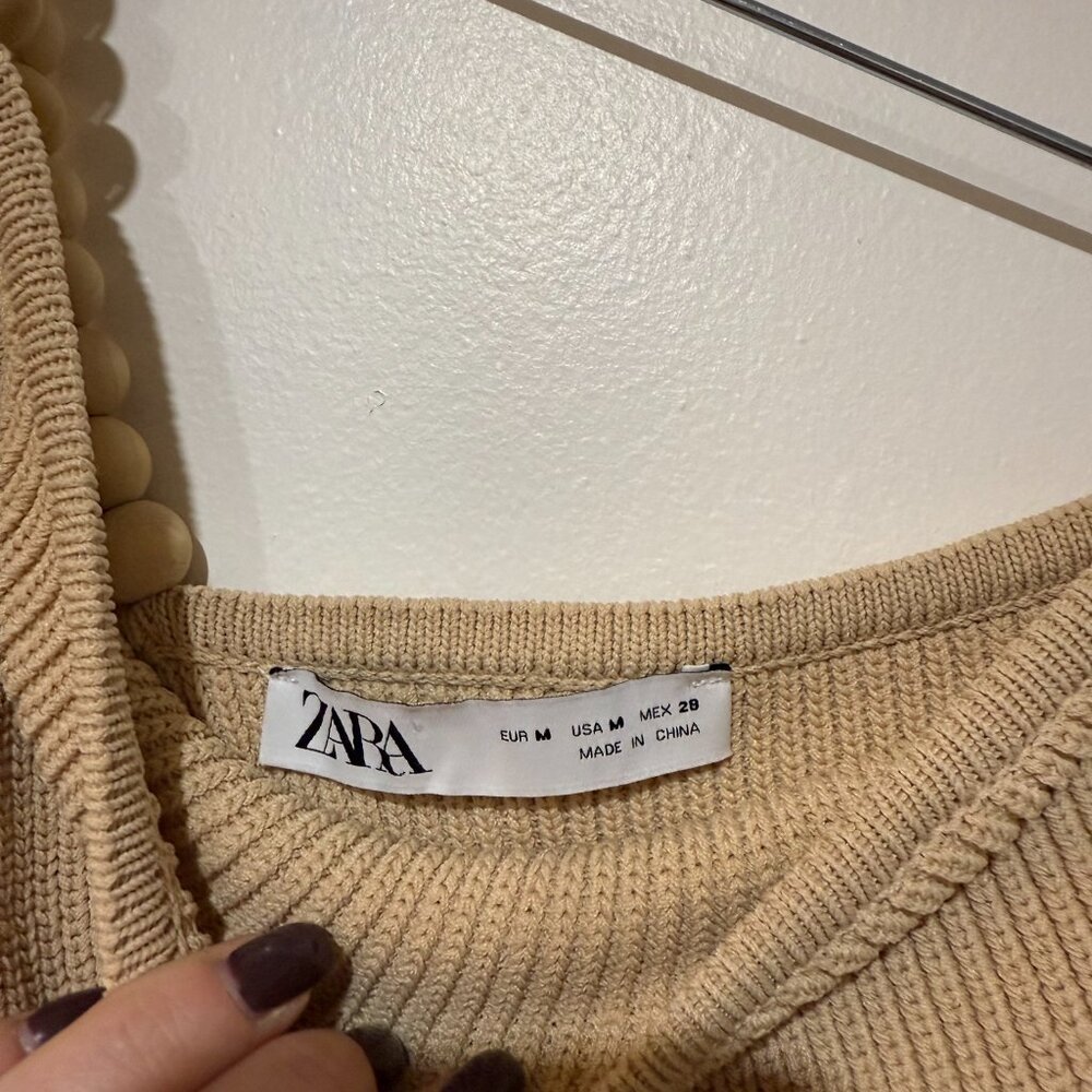 ✨🤎 Zara Asymmetric Beaded Knit Top – Tan - Size M 🤎✨ - Picture 4 of 6